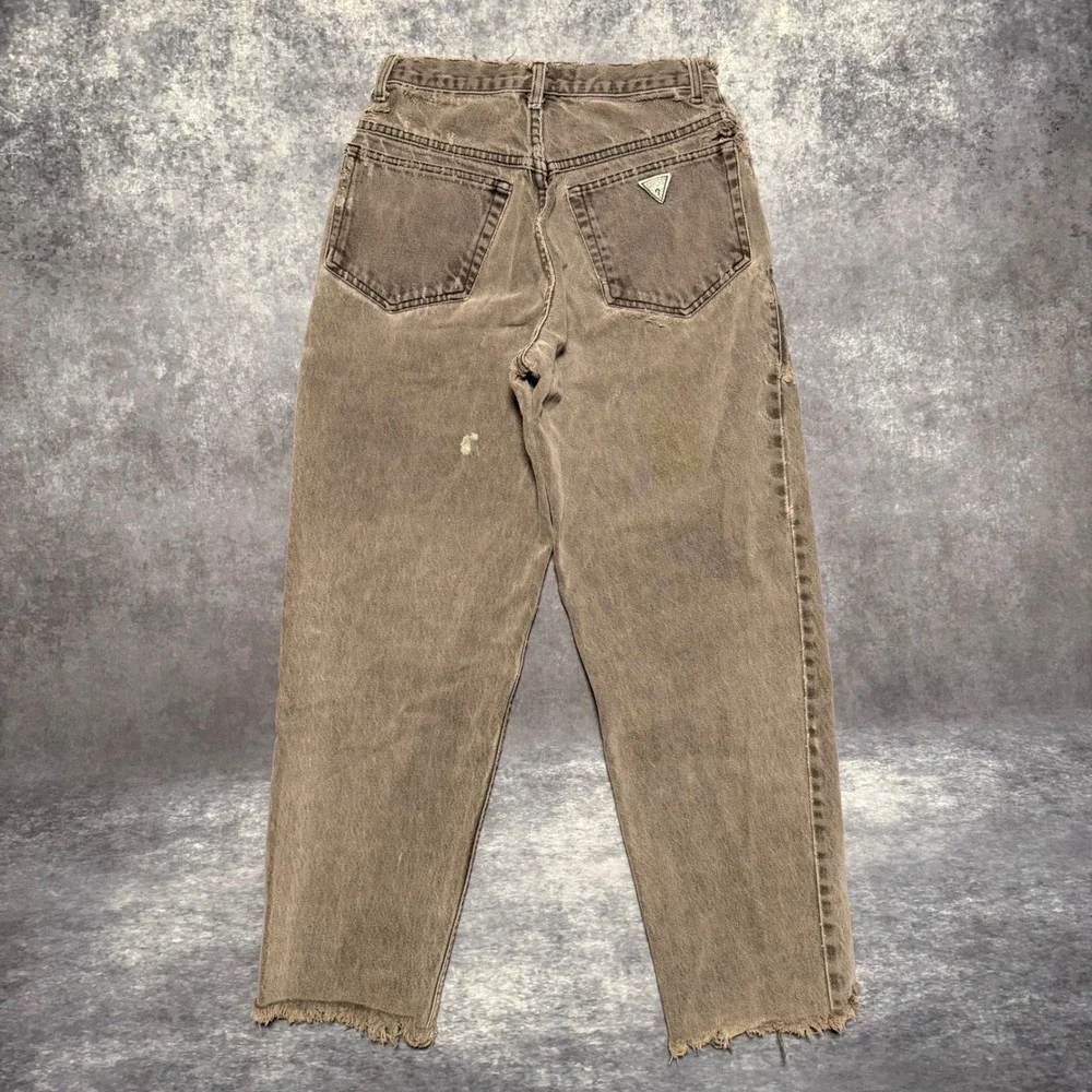Vtg GUESS Gray Wash‎ Denim Mom Jeans Distressed Frayed Cropped Size 30 x 28